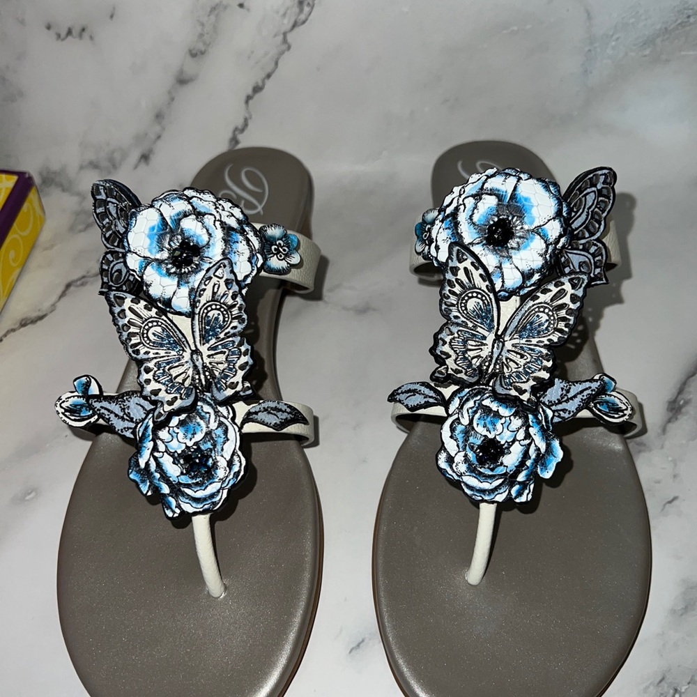 Brighton Lilia White Leather Butterfly Sandals New in Box